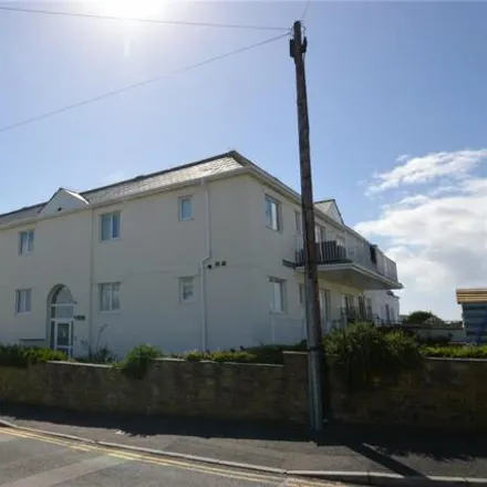 Rent this 2 bed room on Tumulus in Pentire Avenue, Newquay