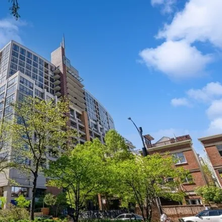 Rent this 2 bed condo on Dearborn Tower in 1530 South State Street, Chicago