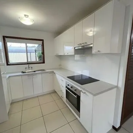 Image 2 - Kurrajong Avenue, Hollywell QLD 4216, Australia - Apartment for rent