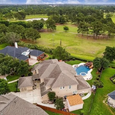 Image 2 - Beacon Lakes Golf Club, 801 Course View Drive, Dickinson, TX 77539, USA - House for sale