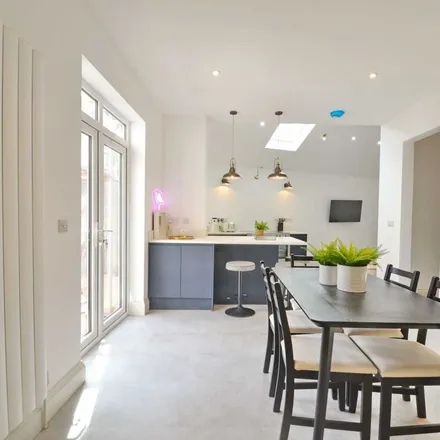 Rent this 5 bed apartment on 64 Sandholme Road in Bristol, BS4 3RX