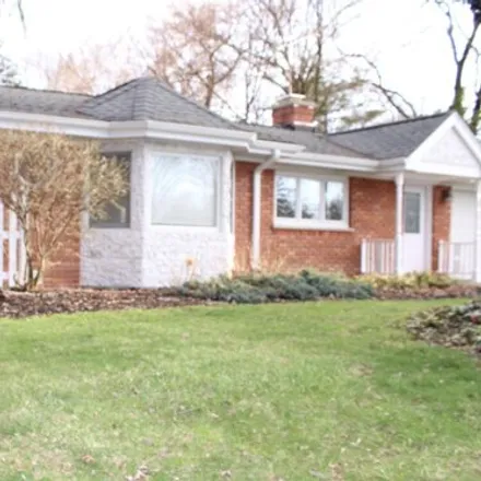 Buy this 3 bed house on 1859 East Darryl Drive in Wheeling Township, IL 60004