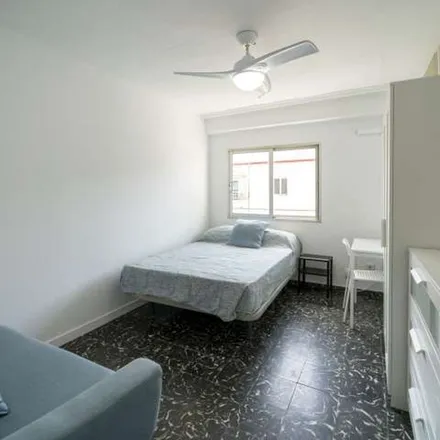 Image 3 - Carrer dels Germans Villalonga, 25, 46020 Valencia, Spain - Apartment for rent