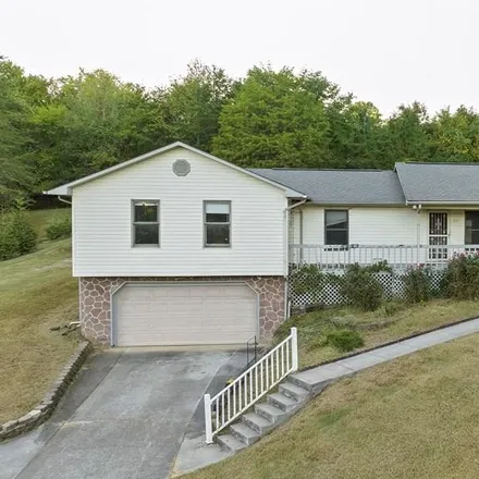 Buy this 3 bed house on 261 Back Nine Drive in Baneberry, Jefferson County
