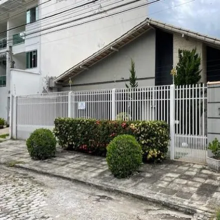Buy this 3 bed house on Rua José Loesch Pereira in Jardim Amália, Volta Redonda - RJ