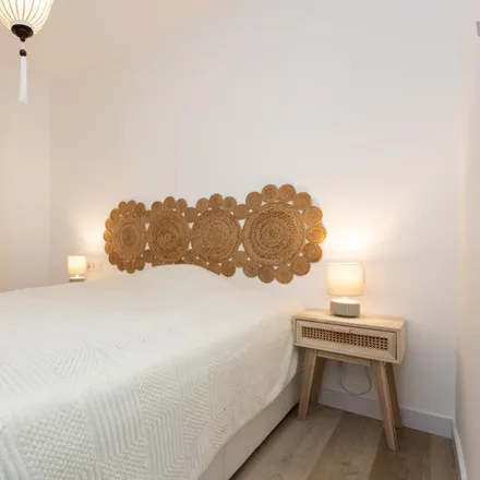Rent this 2 bed apartment on Carrer de Cabanes in 21, 08004 Barcelona