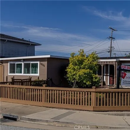 Buy this 4 bed house on 1319 Kehoe Avenue in San Mateo, CA 94401