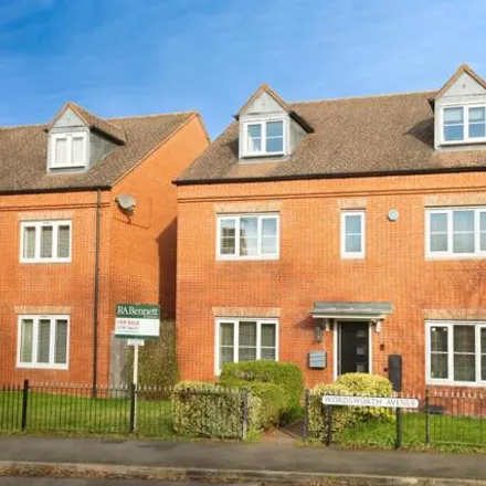 Buy this 6 bed house on Dickens Close in Stratford-upon-Avon, CV37 7JB