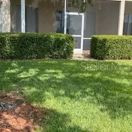 Rent this 3 bed apartment on 624 Easton Drive in Lakeland, FL 33803
