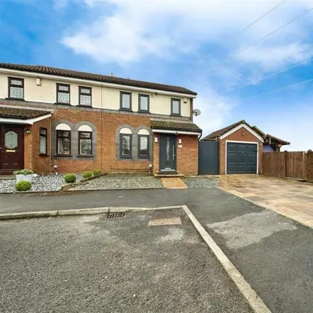 Buy this 3 bed duplex on Thirlmere Drive in Longridge, PR3 3LE
