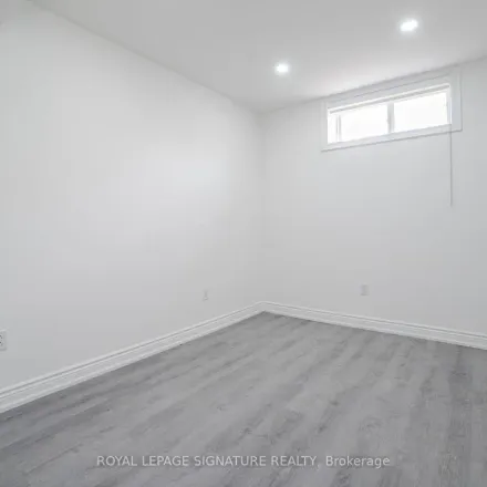 Image 1 - 38 Dudley Avenue, Toronto, ON M2N 4Y4, Canada - Apartment for rent
