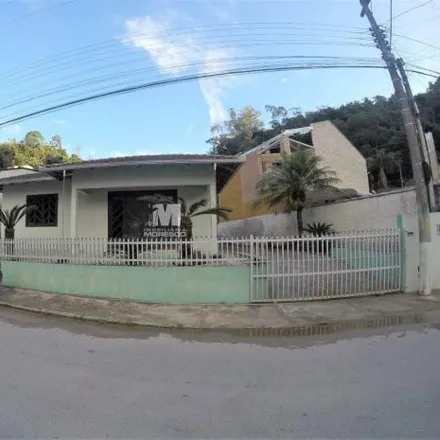 Rent this 3 bed house on Rua Guilherme Ristow in 1º de Maio, Brusque - SC