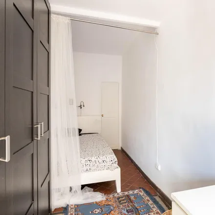 Rent this 3 bed apartment on Carrer Gran de Gràcia in 98, 08012 Barcelona