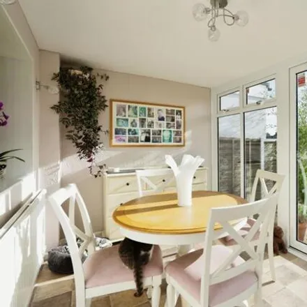 Image 6 - Cedar Close, Worthing, BN13 2JA, United Kingdom - Townhouse for sale