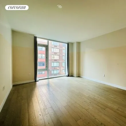 Image 3 - 505 W 43rd St Apt 5j, New York, 10036 - Condo for rent
