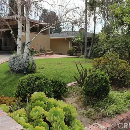 Rent this 4 bed house on 884 Delaware Road in Burbank, CA 91504