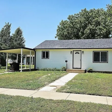 Buy this 2 bed house on 322 South 2nd Street in Lindsborg, McPherson County