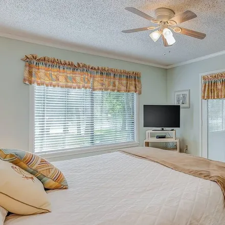 Rent this 3 bed townhouse on Myrtle Beach