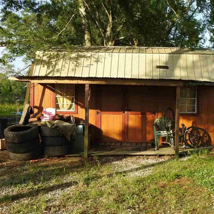 Image 4 - 809 Highway 55, Point-Aux-Chenes, Montegut, LA 70377, USA - House for sale