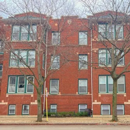 Rent this 3 bed condo on 2305-2311 North Kimball Avenue in Chicago, IL 60659