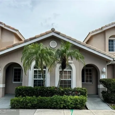 Buy this 3 bed townhouse on 3171 Holiday Springs Blvd Unit 29-5 in Margate, Florida