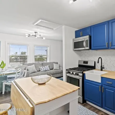 Image 2 - 340 Sheridan Avenue, Seaside Heights, NJ 08751, USA - Apartment for rent