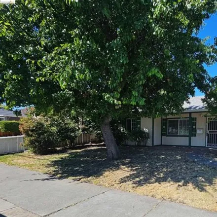 Buy this 2 bed house on 2762 Capistrano Street in Antioch, CA 94509