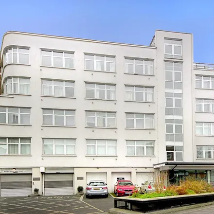 Image 5 - Warwick Road, London, W5 3XA, United Kingdom - Apartment for rent