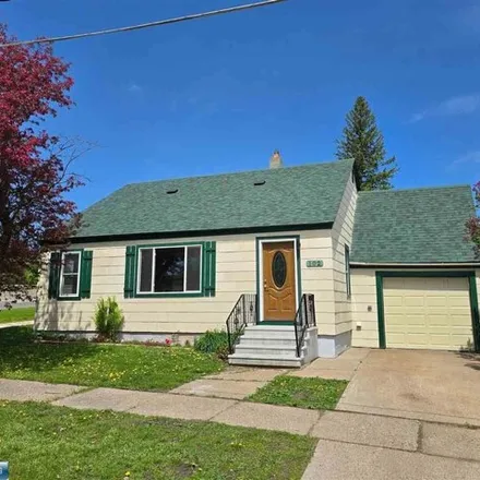 Buy this 2 bed house on 102 E Howard Ave in Keewatin, Minnesota