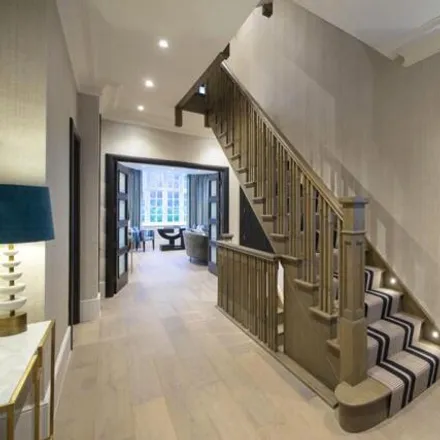 Image 2 - 17 Hamilton Terrace, London, NW8 9RG, United Kingdom - Duplex for sale