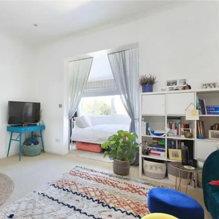 Buy this studio apartment on 334 Cavendish Road in London, SW12 0PJ