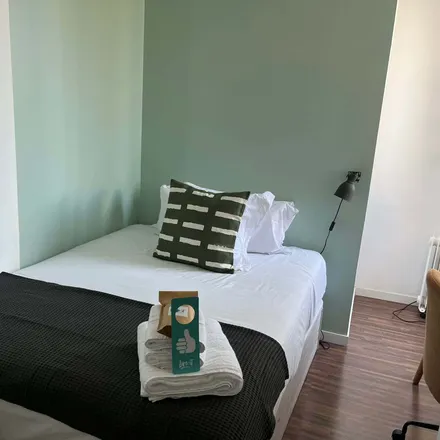 Rent this 1 bed room on Gran Vía in 36, 28013 Madrid