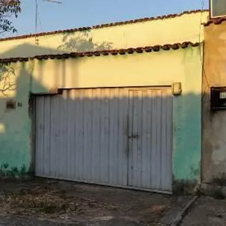 Buy this 3 bed house on Rua Marechal José Teodoro in Justinópolis, Ribeirão das Neves - MG