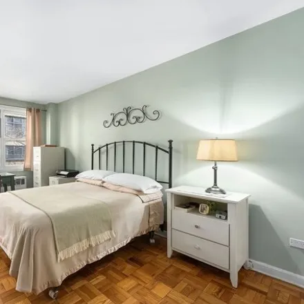 Image 3 - 415 East 85th Street, New York, NY 10028, USA - Apartment for sale