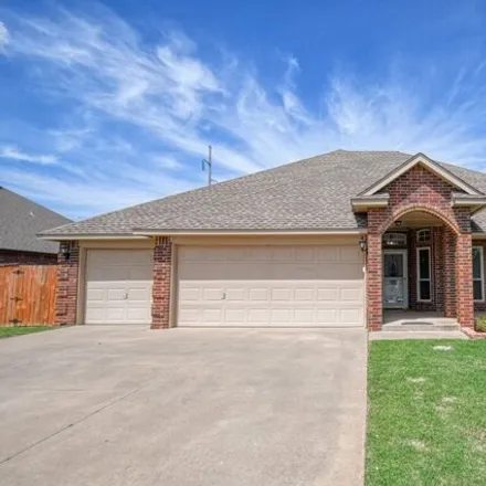 Buy this 4 bed house on 176 Ridge Lake Boulevard in Norman, OK 73071