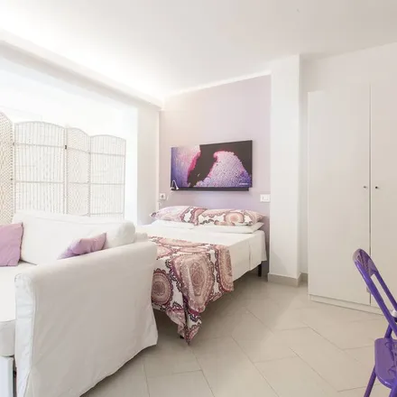 Rent this 1 bed house on Ordine degli Ingegneri della Provincia di Palermo in Via Francesco Crispi, 90133 Palermo PA