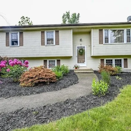 Buy this 3 bed house on 8 Circle Dr in Wallingford, Connecticut