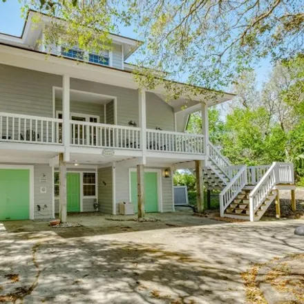 Buy this 6 bed house on 309 Stede Bonnet Wynd in Bald Head Island, Brunswick County