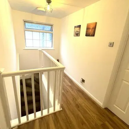 Rent this 5 bed apartment on Kenilworth Road in Ashford, TW15 3DS