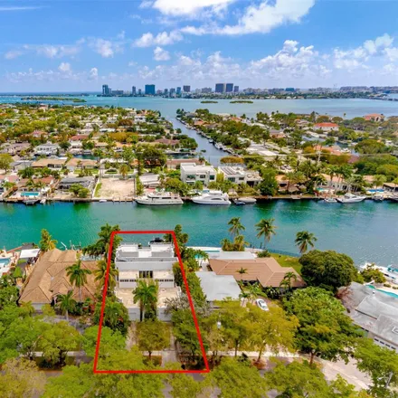 Image 3 - 12933 Ixora Circle, Keystone Islands, North Miami, FL 33181, USA - House for sale