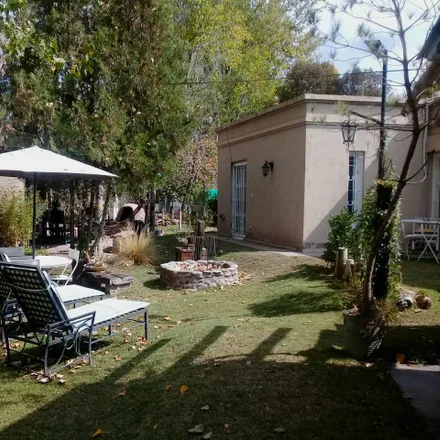 Rent this 2 bed house on Los Aromos in 5528 Luján de Cuyo, Argentina