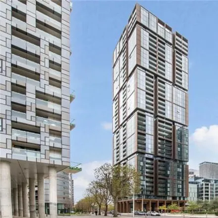 Image 3 - Maine Tower, 9 Harbour Way, Canary Wharf, London, E14 9ZP, United Kingdom - Apartment for sale