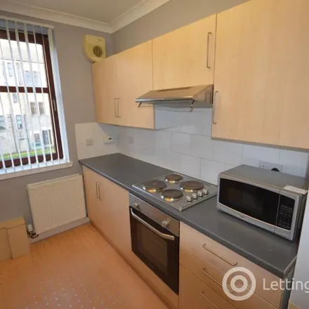 Rent this 2 bed apartment on West Street in Dundee, DD3 6SB