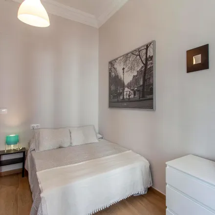 Image 5 - Carrer del Pintor Benedito, 7, 46007 Valencia, Spain - Room for rent