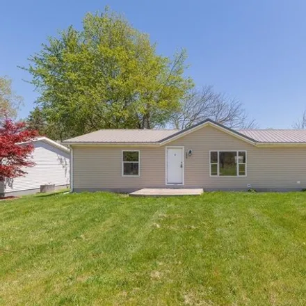 Buy this 3 bed house on 641 West Manor Drive in Rollin Township, Lenawee County