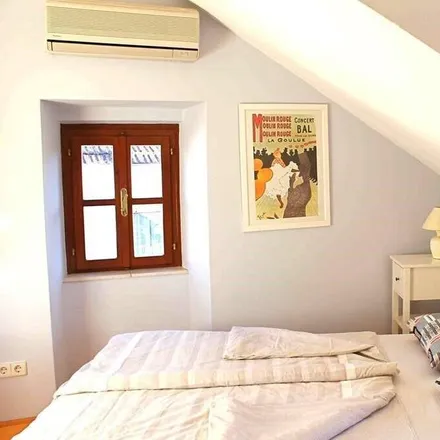 Rent this 4 bed house on 21403 Općina Sutivan