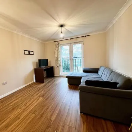 Image 2 - Tayberry Close, Red Lodge, IP28 8FW, United Kingdom - Apartment for rent