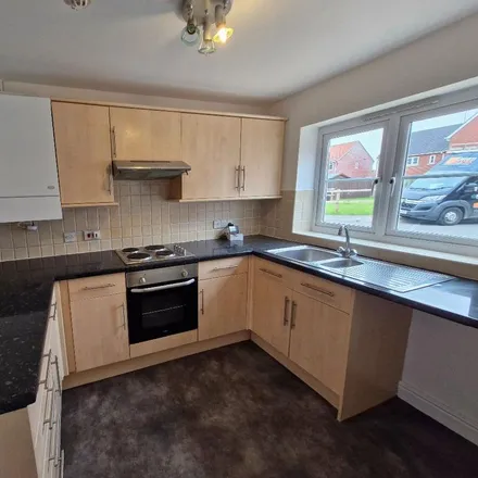 Image 2 - Sayers Crescent, Wisbech St Mary, PE13 4AS, United Kingdom - House for rent