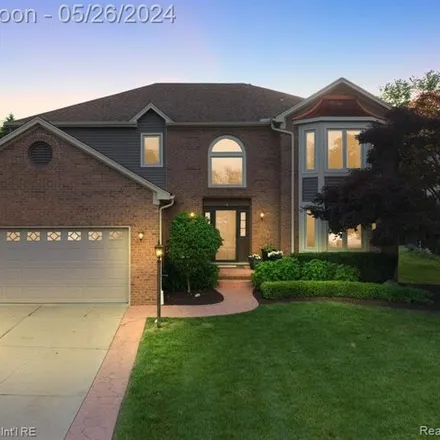 Buy this 3 bed house on 1158 Bembridge Drive in Rochester Hills, MI 48307