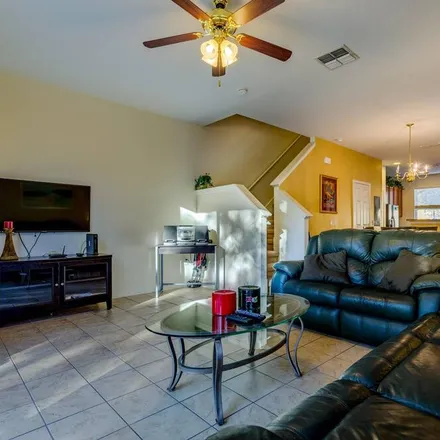 Rent this 3 bed house on Kissimmee